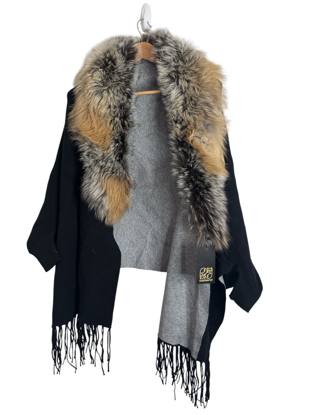 Korona Saga Furs Superior Wool Blend Poncho Cape fringed edges genuine fox fur